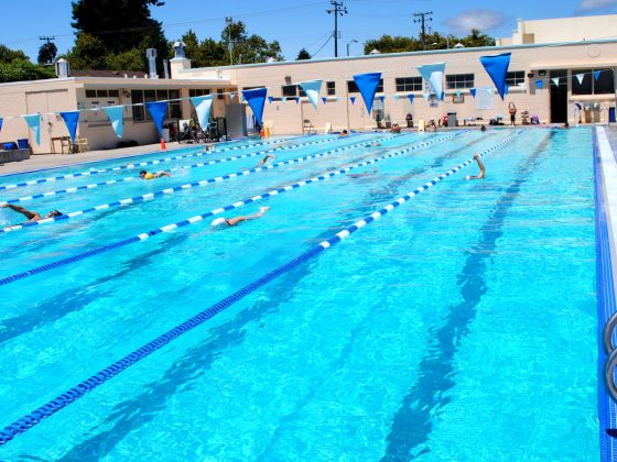 Piscina Pubblica Nuoto